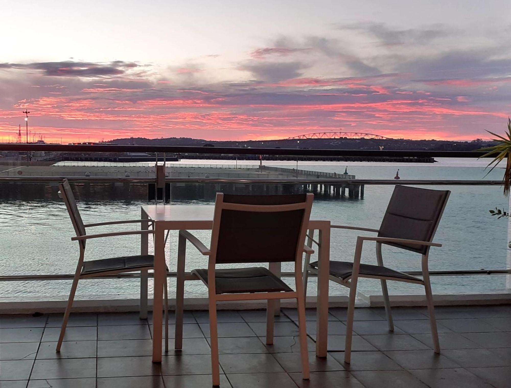 Life On Water- Princes Wharf Apartment With Fabulous Views Auckland Exterior photo
